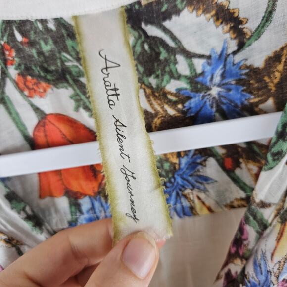 Wearable Art Maxamilist Floral Embroidered Button Down Blouse Bird Detailing M - Picture 5 of 11